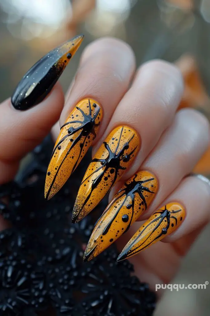 black-yellow-nails-14