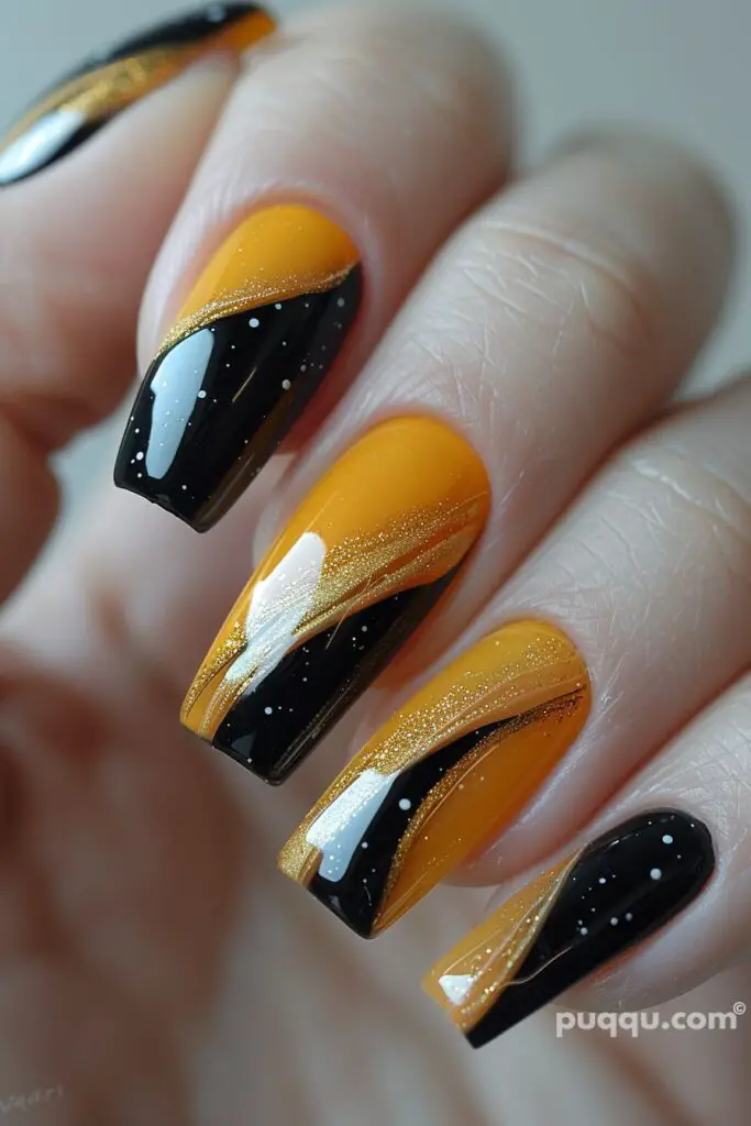black-yellow-nails-32