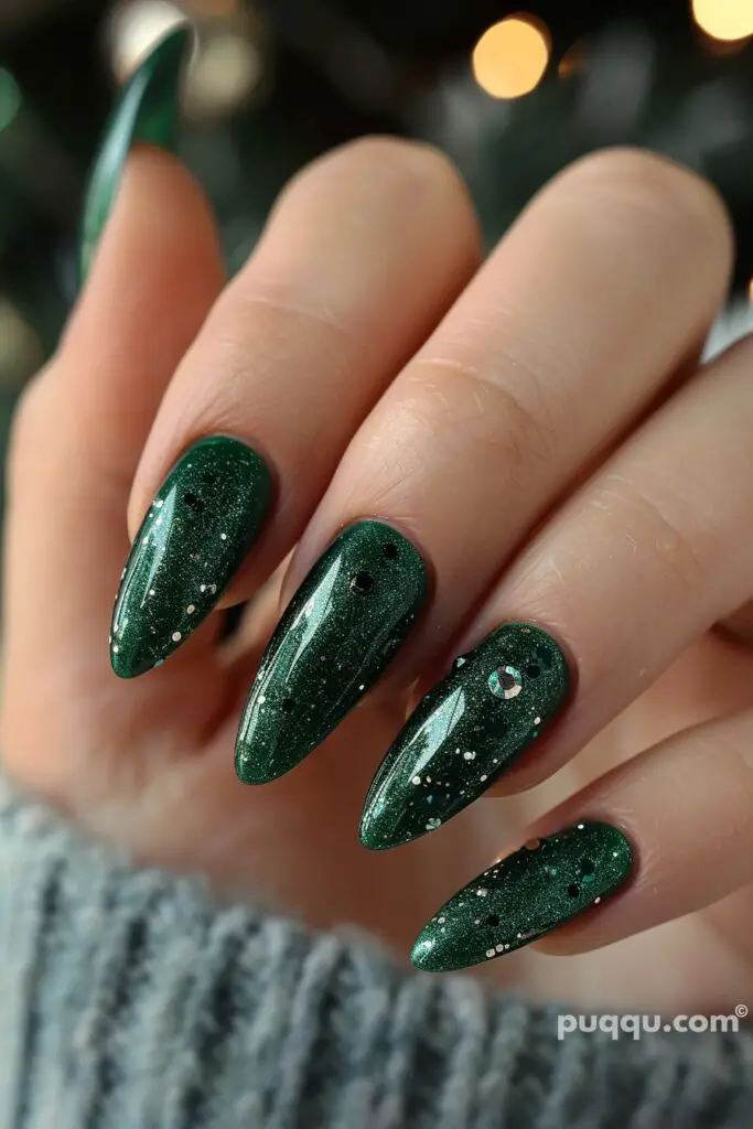 green-nails-37