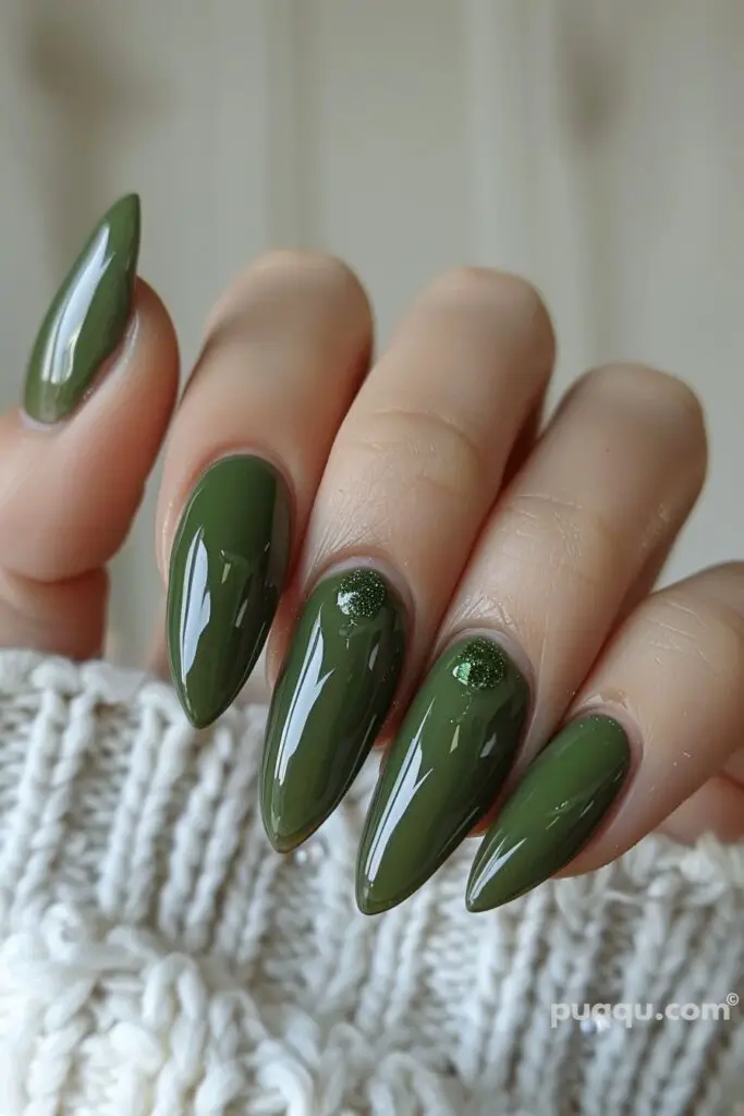 green-nails-68