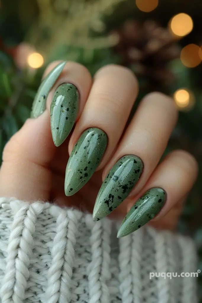 green-nails-77