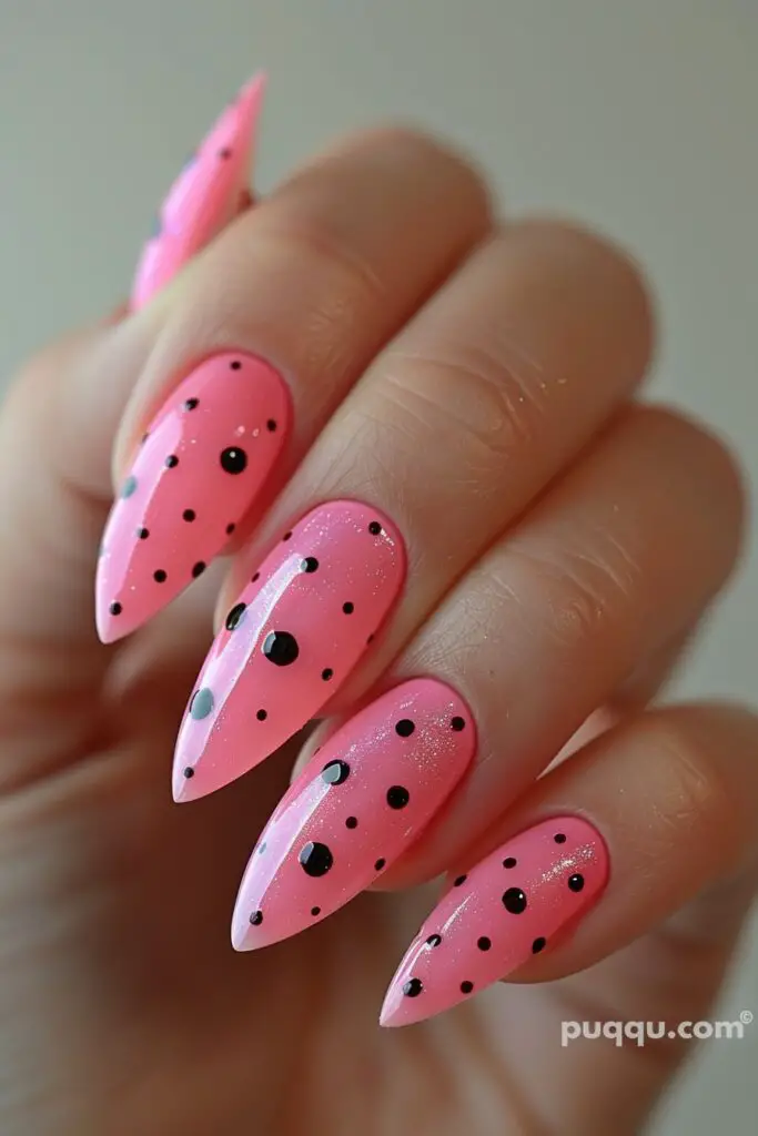 polka-dot-nail-designs-18