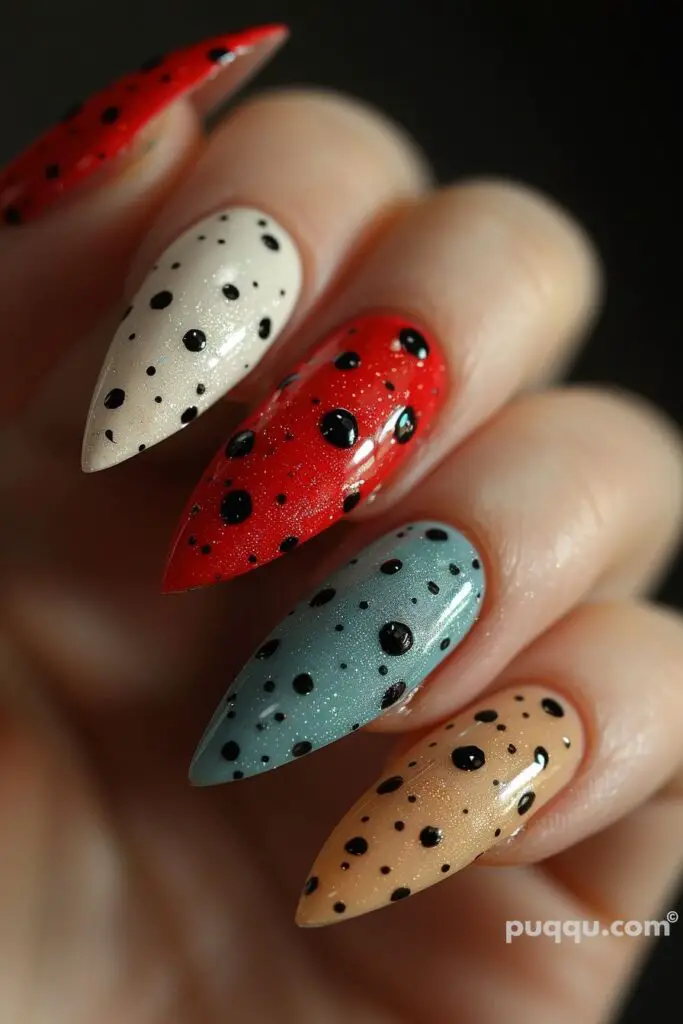 polka-dot-nail-designs-22