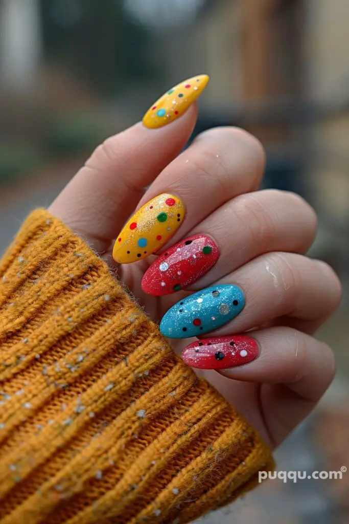polka-dot-nail-designs-39