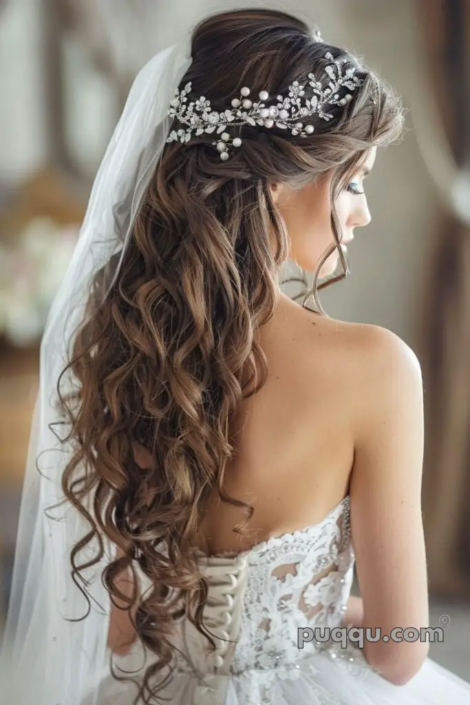 wedding-hairstyles-2024-35