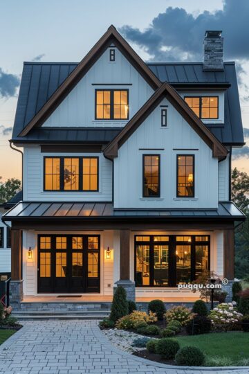 Modern Farmhouse Exterior: A Blend of Elegance and Rusticity - Puqqu