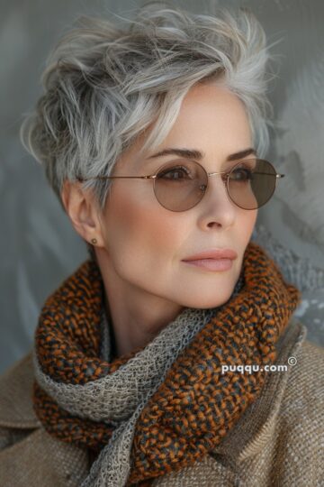 pixie-haircuts-gray-hair-52