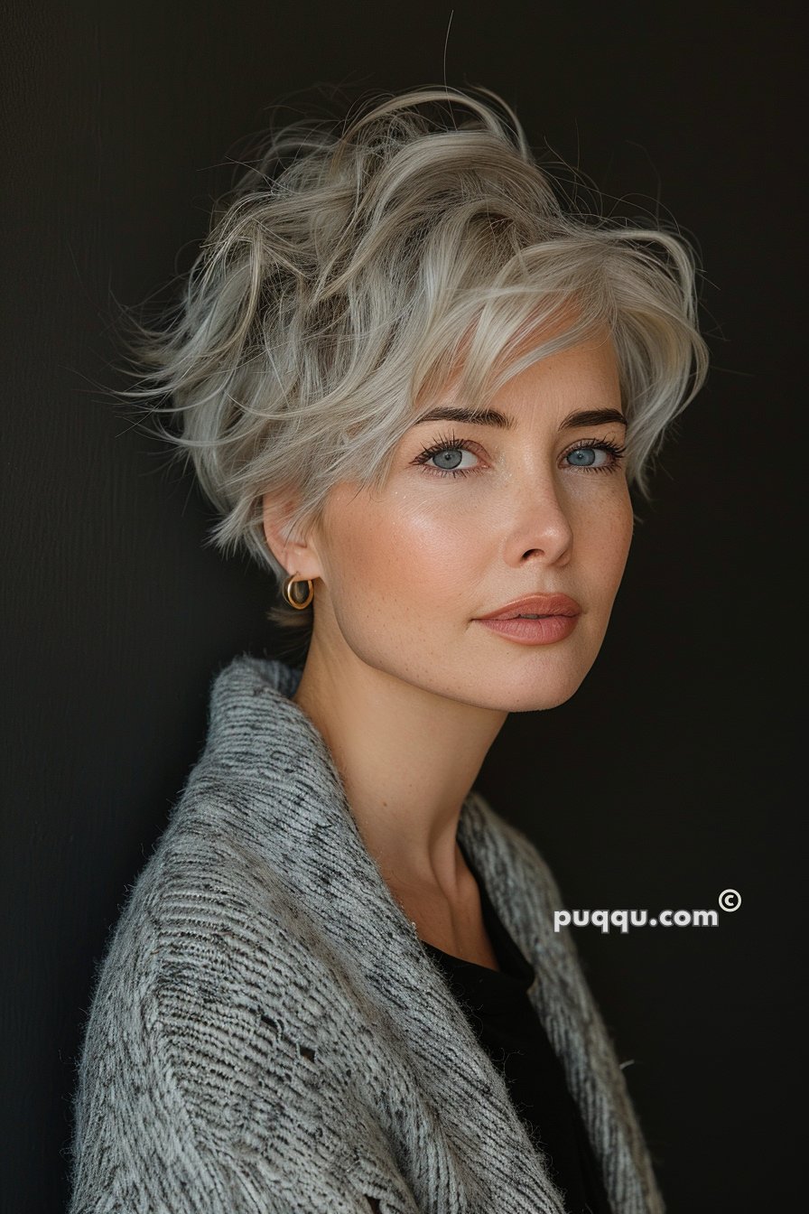 pixie-haircuts-gray-hair-53