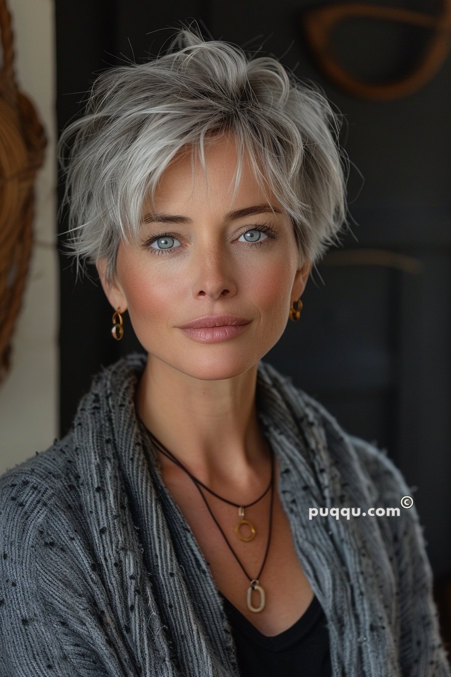 pixie-haircuts-gray-hair-7