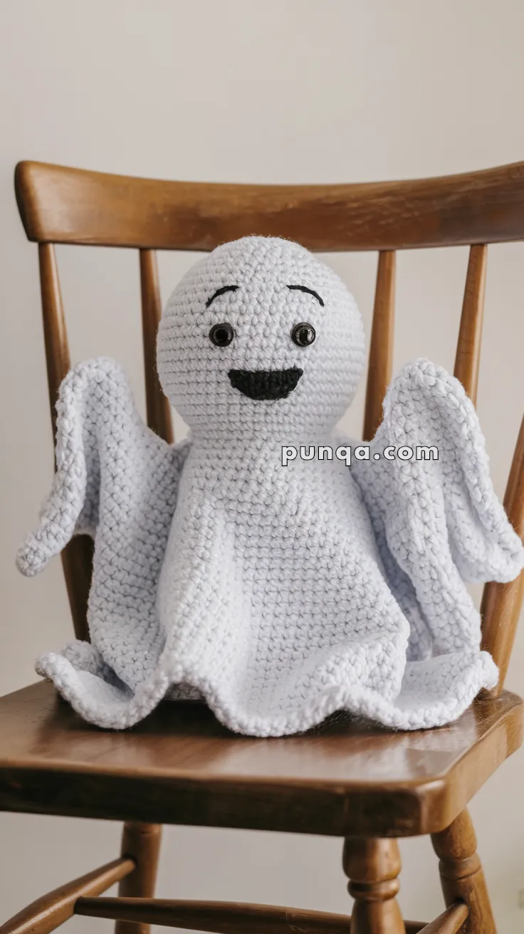 Amigurumi Casper The Friendly Ghost – FREE Crochet Pattern