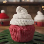 Amigurumi Christmas Cupcake With Icing – FREE Crochet Pattern