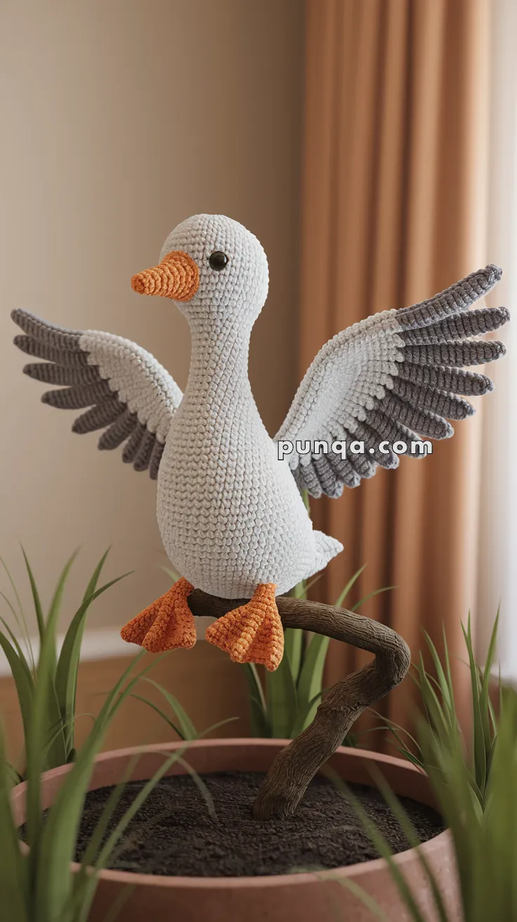 Amigurumi Flying Goose – FREE Crochet Pattern